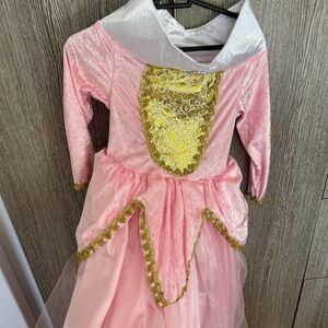 Girls princess costume brand new | Robe de princesse